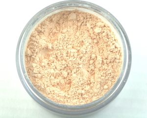 Loose Powder Foundation: Ivory